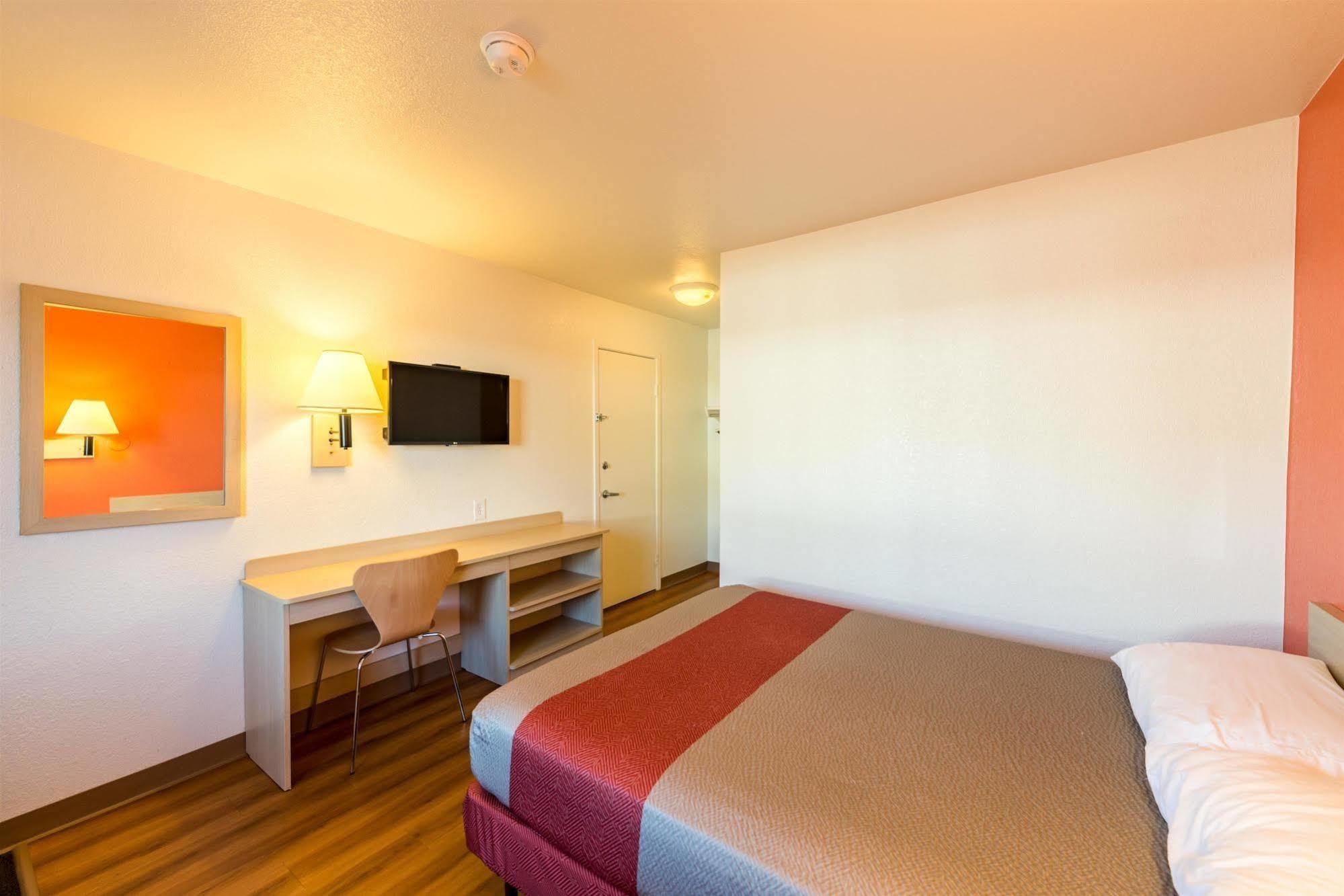 Motel 6-Reno, Nv - West エクステリア 写真