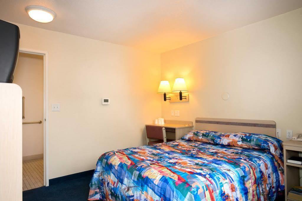 Motel 6-Reno, Nv - West エクステリア 写真